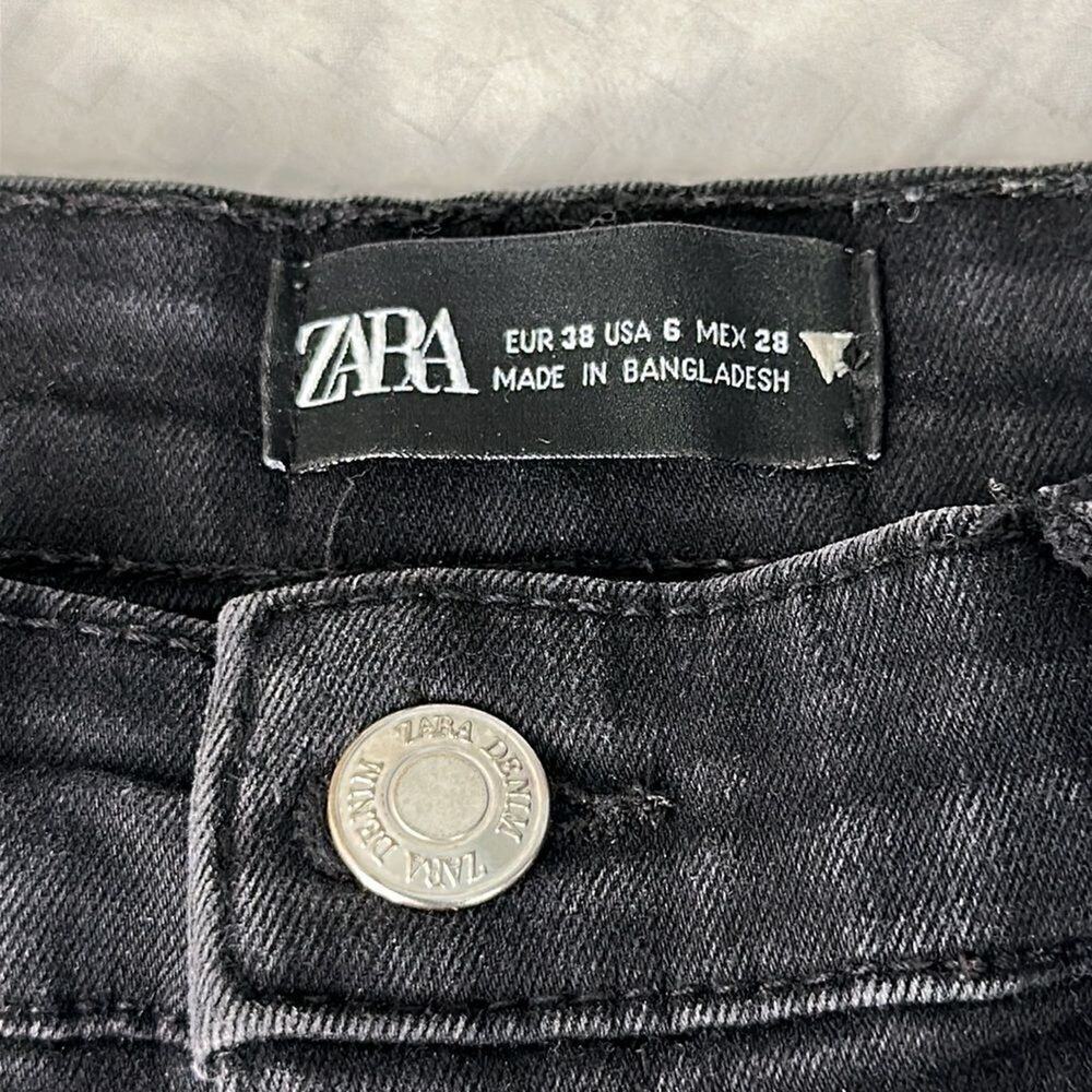 Woman’s Zara High Waisted Black Skinny Jeans Size 6. See Video